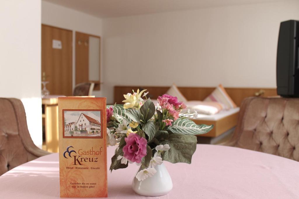 Gasthof Kreuz Hotel Heitersheim Eksteriør billede