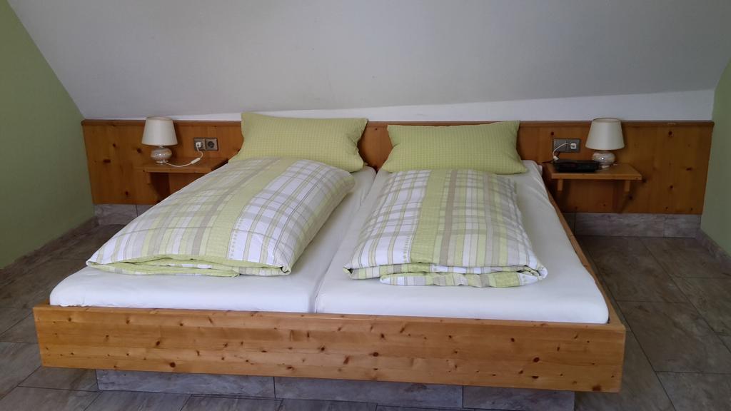 Gasthof Kreuz Hotel Heitersheim Eksteriør billede