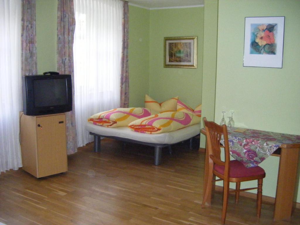 Gasthof Kreuz Hotel Heitersheim Værelse billede